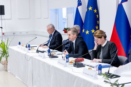 OBISK VLADE V PRIMORSKO NOTRANJSKI REGIJI 8.1.2025 - Valter Leban-8424